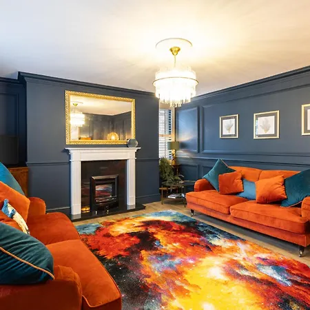 Host & - Devereux House * Whitby