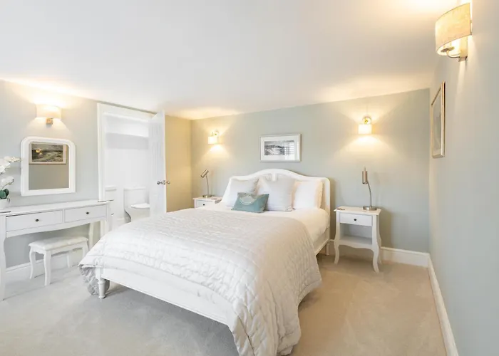 Dom wakacyjny Host & - Devereux House *