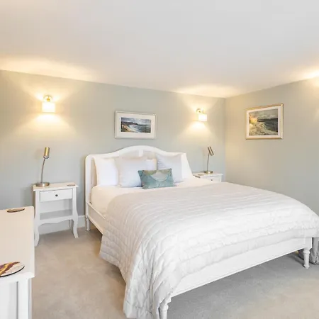 Host&stay - Devereux House Whitby